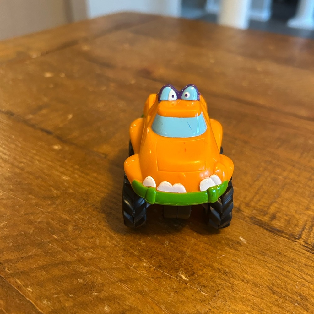Del Taco Kid Loco meal toy monster truck as is